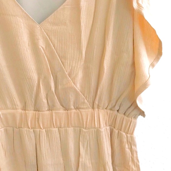 ☀️LAST1️⃣//NUDE COLD SHOULDER MAXI DRESS - Picture 8 of 11